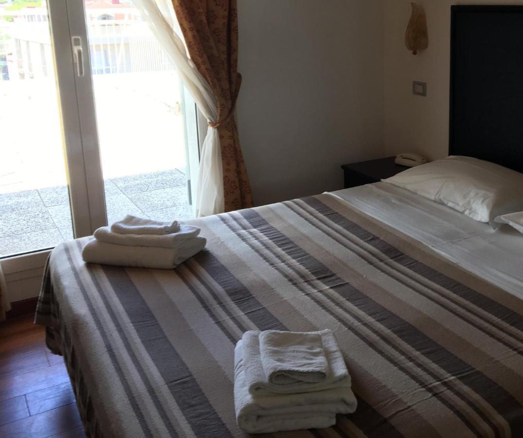 Hotel Consul - Family Hotel Ριτσόνε Εξωτερικό φωτογραφία